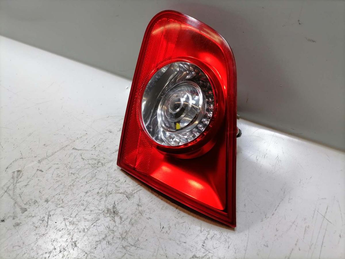 VW Passat 3C original R&uuml;cklicht R&uuml;ckleuchte Schlussleuchte innen rechts Bj.2010